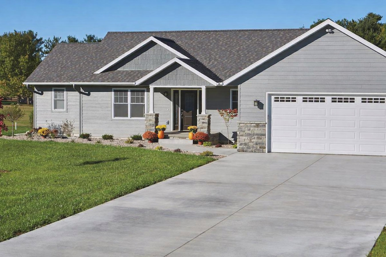 Concrete driveway building in Bryan, TX
